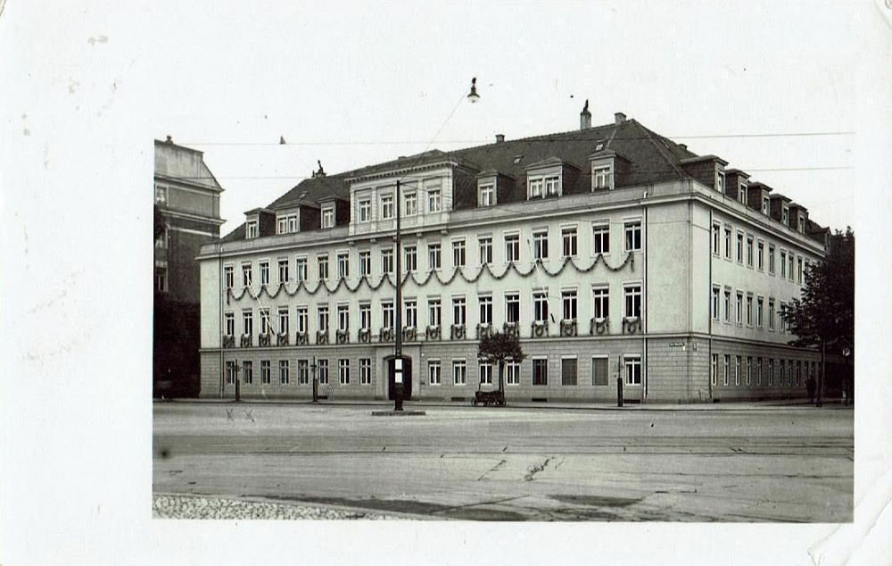 Palaisplatz 3