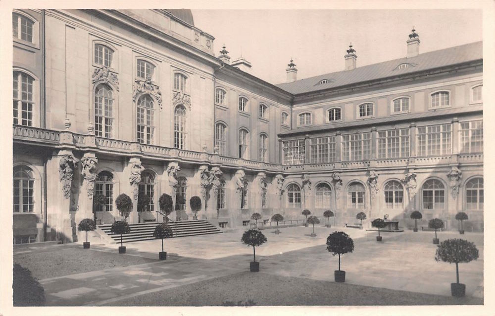 Palaisplatz 11