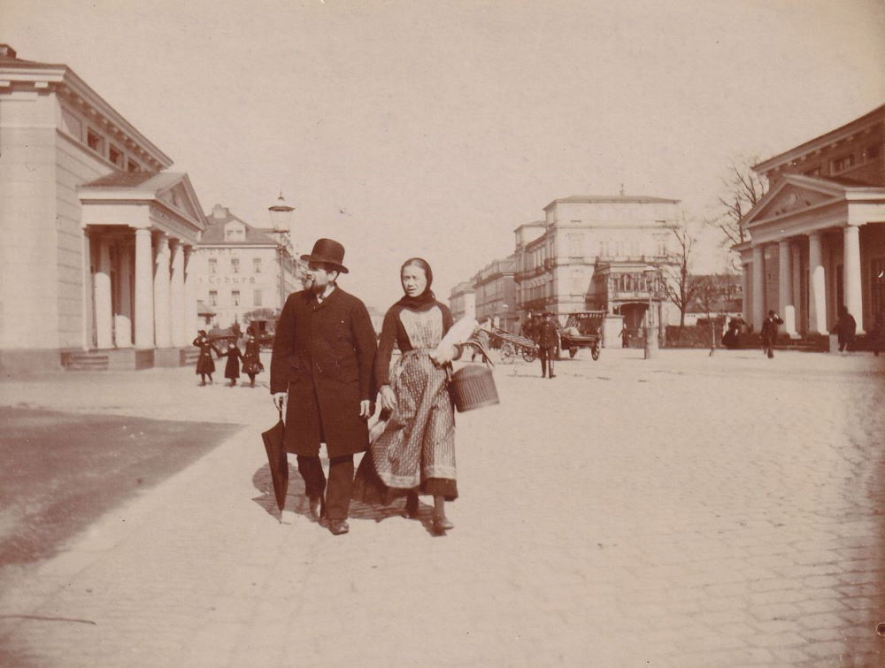 Palaisplatz (Kaiser Wilhelm Platz)