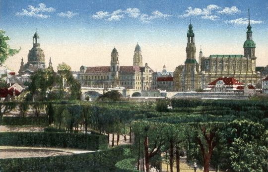 Palaisplatz (Kaiser Wilhelm Platz)