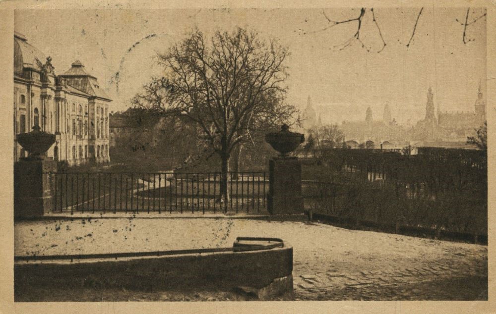 Palaisplatz (Kaiser Wilhelm Platz)