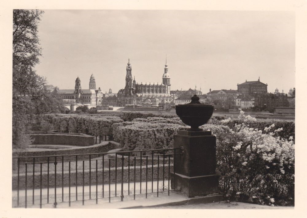 Palaisplatz (Kaiser Wilhelm Platz)