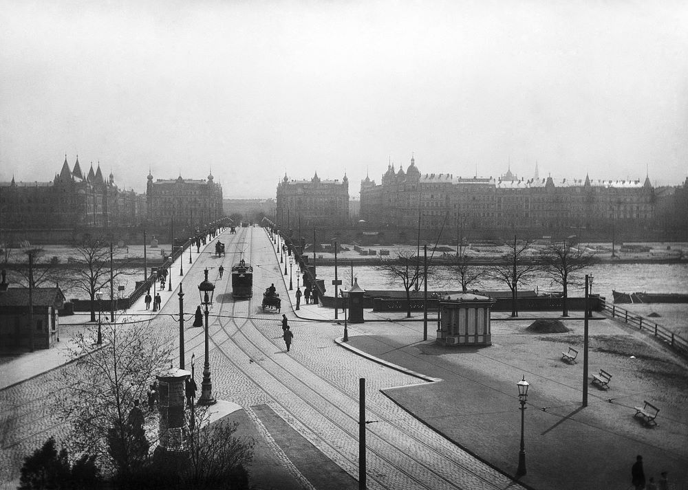 Rosa-Luxemburg-Platz