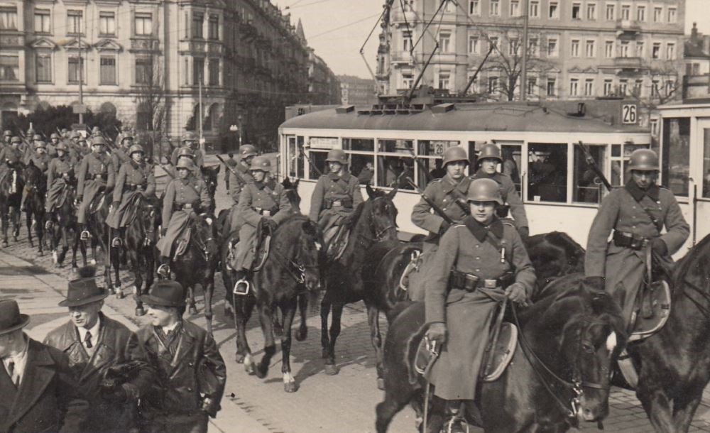 Rosa-Luxemburg-Platz