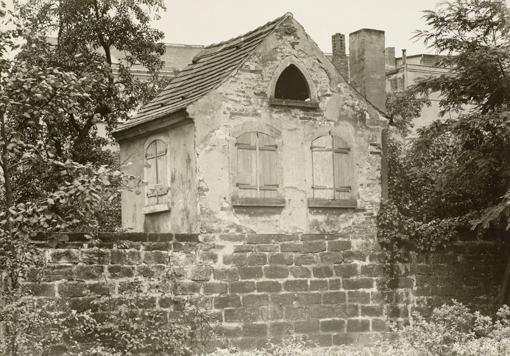 Theresienstraße 6
