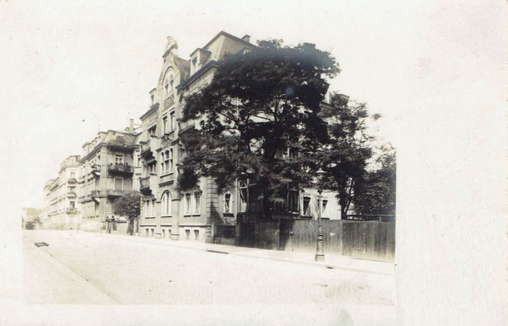 Weintraubenstraße 8