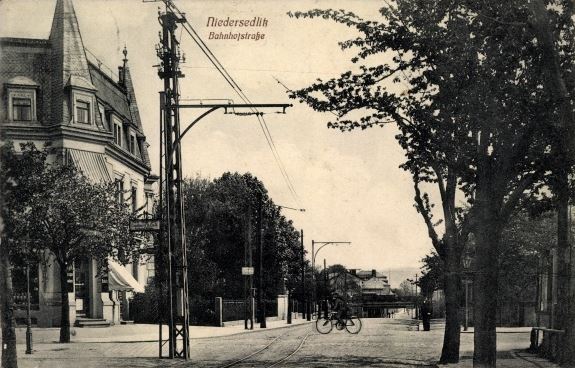 Bahnhofstraße 15