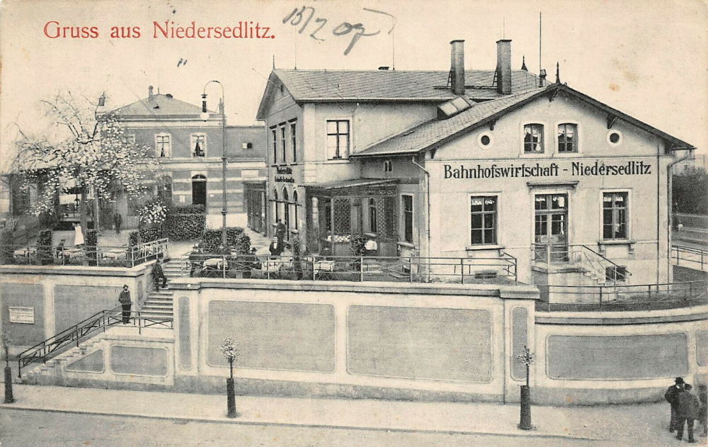 Bahnhofstraße 21
