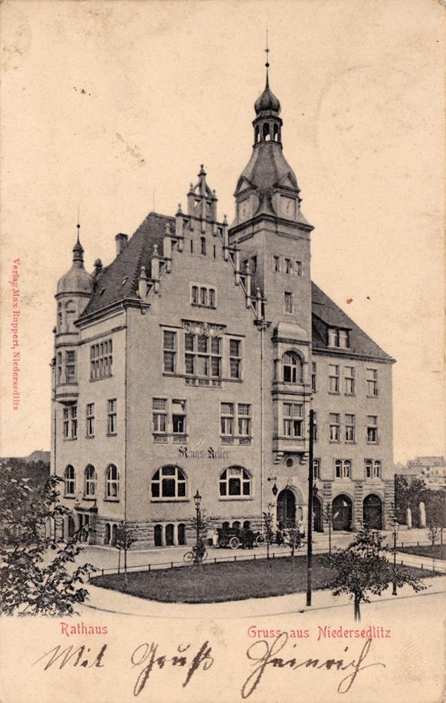 Sosaer Straße 11 (Schulstraße 11) / An der Post (Wilhelmstraße)