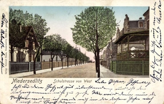 Sosaer Straße (Schulstraße) / Pfaffendorfer Straße (Mittelstraße)