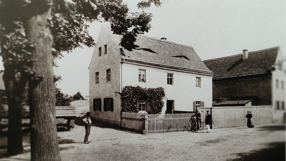 Bürgerstraße 76 (Schulstraße 25) / Mohnstraße