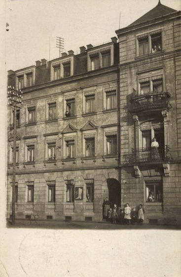 Großenhainer Straße 84