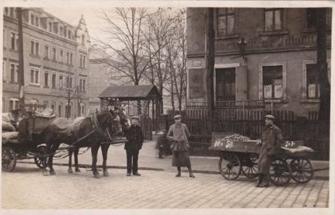 Maxim-Gorki-Straße 36