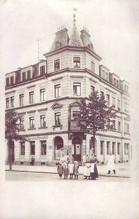 Maxim-Gorki-Straße 52 (Marienhofstraße 52) / Hans-Sachs-Straße