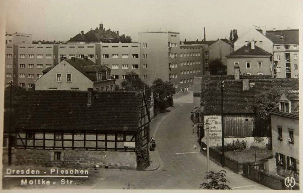 Robert-Matzke-Straße 34 (1886 Haidestraße 1, Moltkestraße 34)