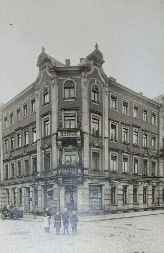 Robert-Matzke-Straße 38 (Moltkestraße 38) / Braunschweiger Straße