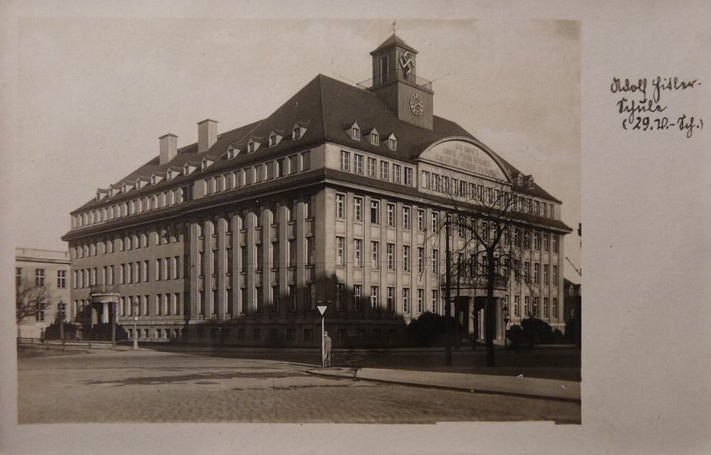 Pestalozziplatz 22