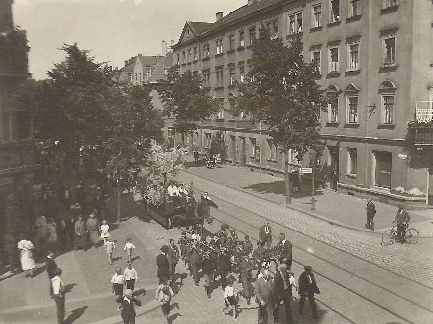 Trachenberger Straße 42 / Seumestraße