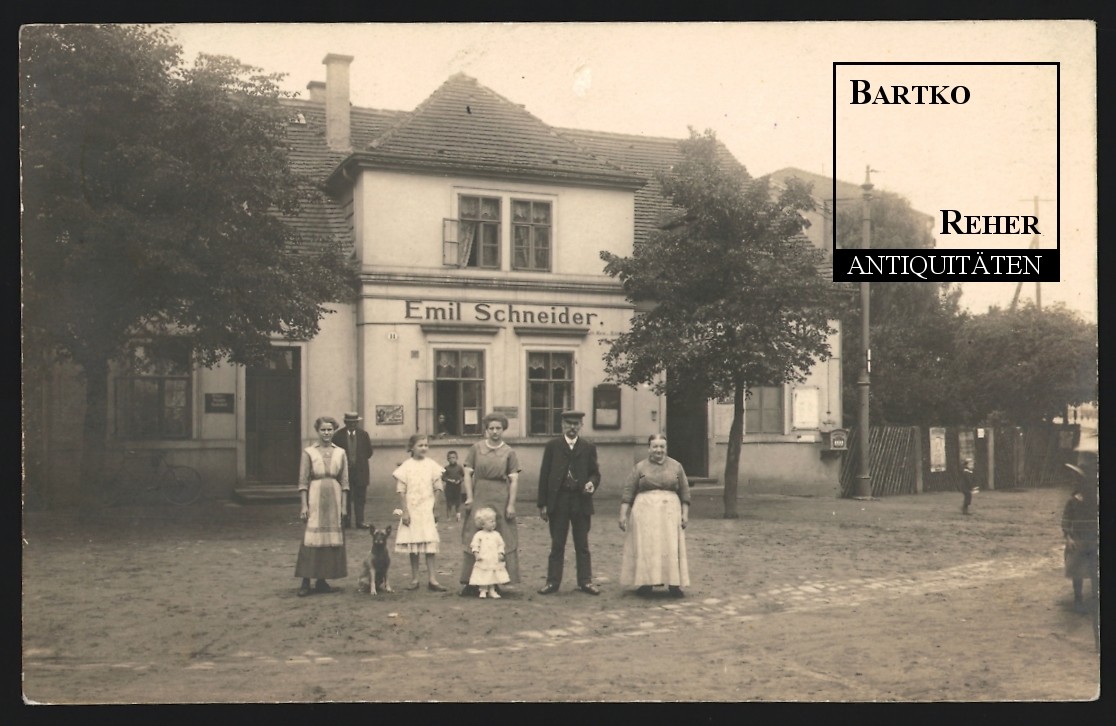 Weinböhlaer Straße 11 (Kanonenstraße 11) / Pestalozziplatz