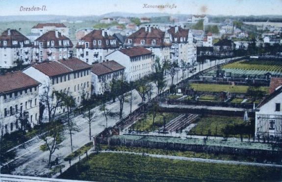 Weinböhlaer Straße (Kanonenstraße)