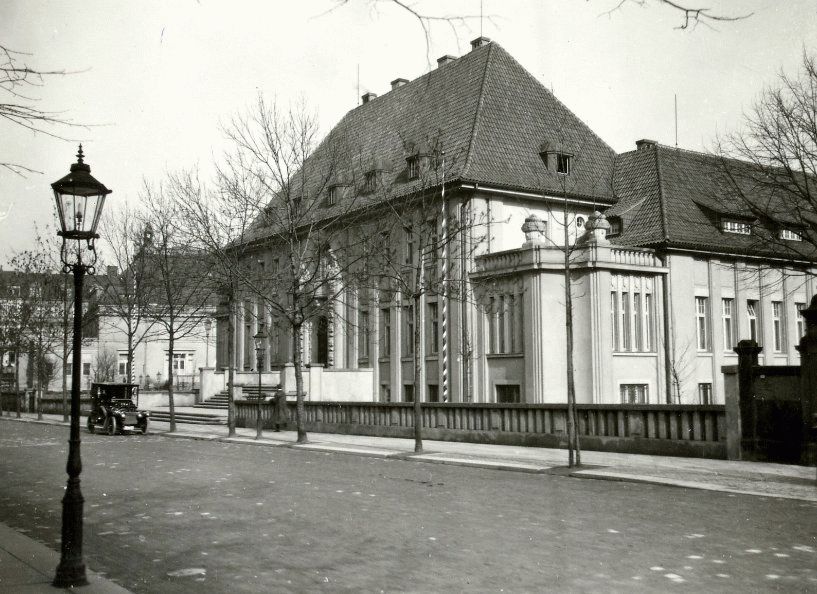 Albrechtstraße 4