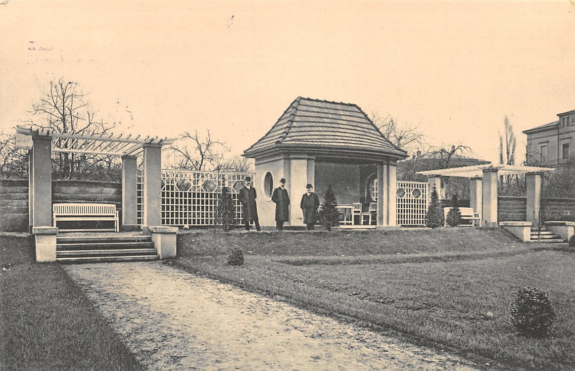 Albrechtstraße 4