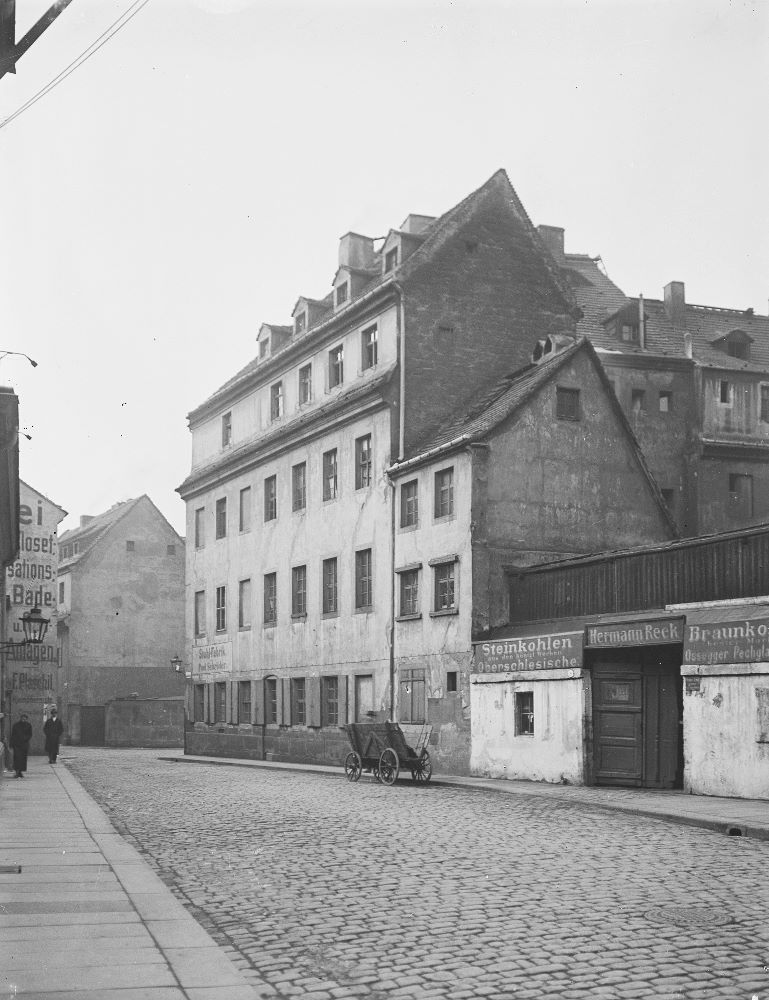 Borngasse 7 / Carusstraße 9