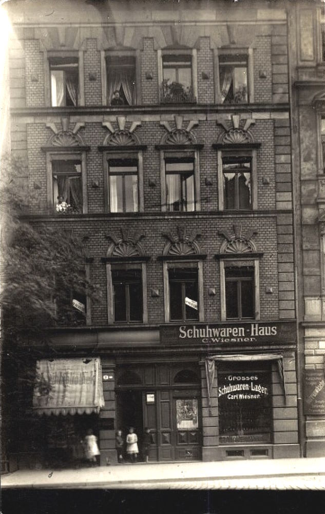 Holbeinplatz 2