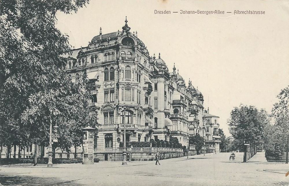 Lingnerallee 39 (Johann Georgenallee 39) / Albrechtstraße