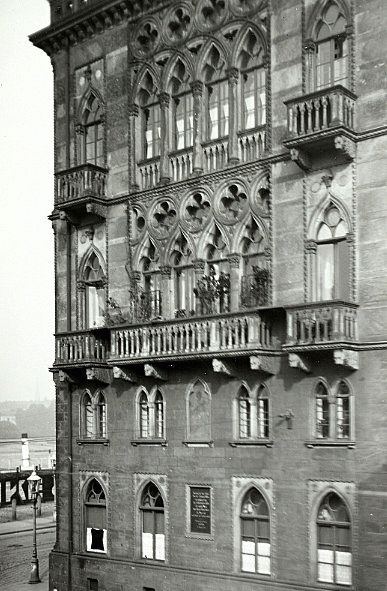 Terrassenufer 3