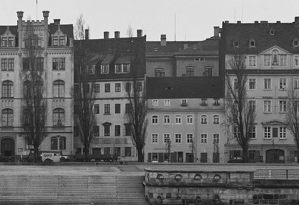 Terrassenufer 14,15