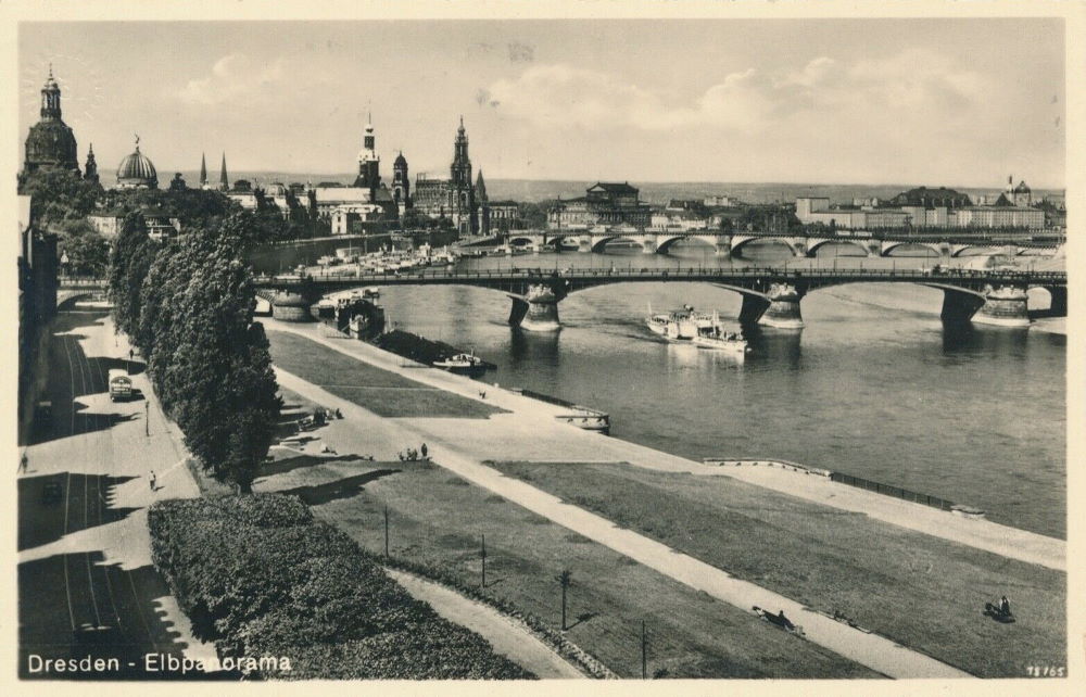 Terrassenufer / Gerichtsstraße