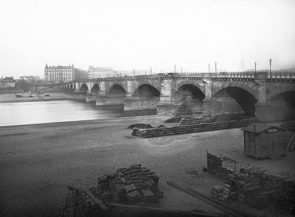Terrassenufer