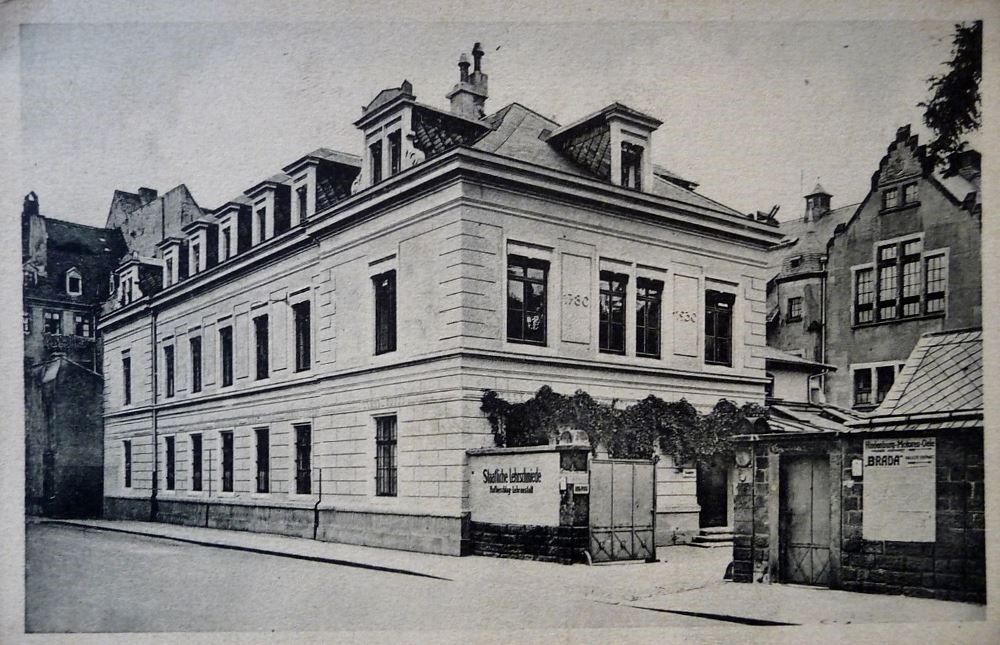 Zirkusstraße 40