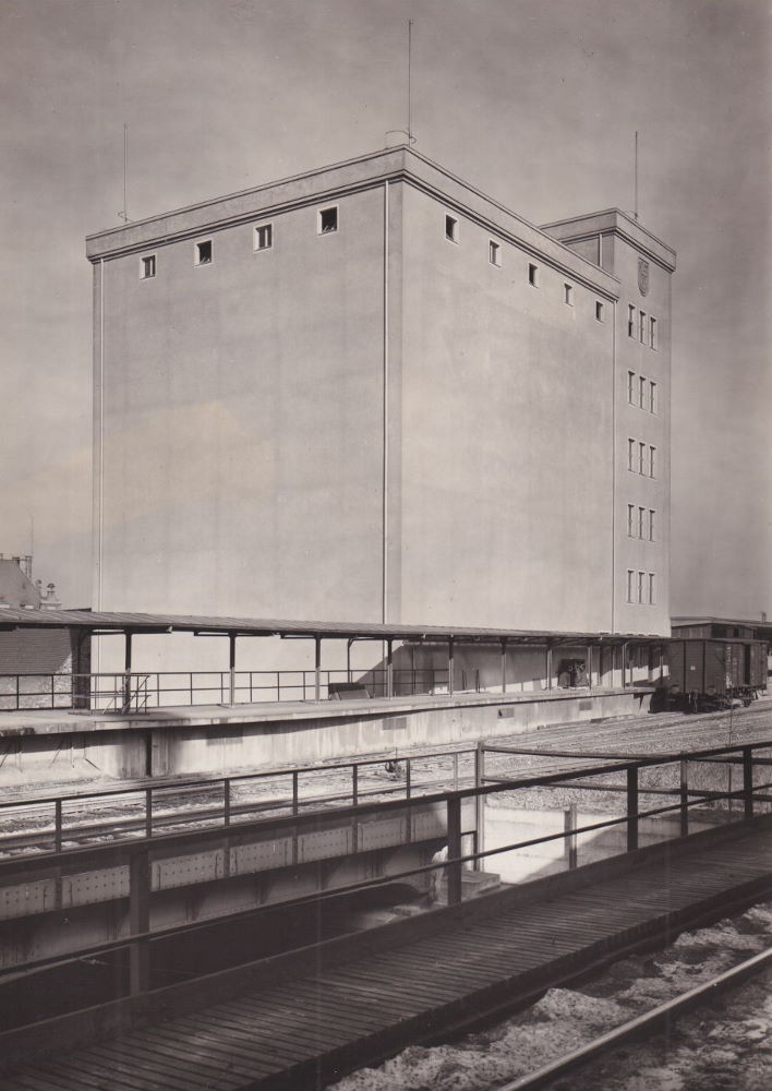 Altplauen 24 (-1896 Kirchstraße 15, 1896-1903 Kirchstraße 19)