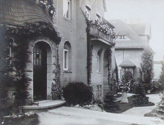 Bernhardstraße 92