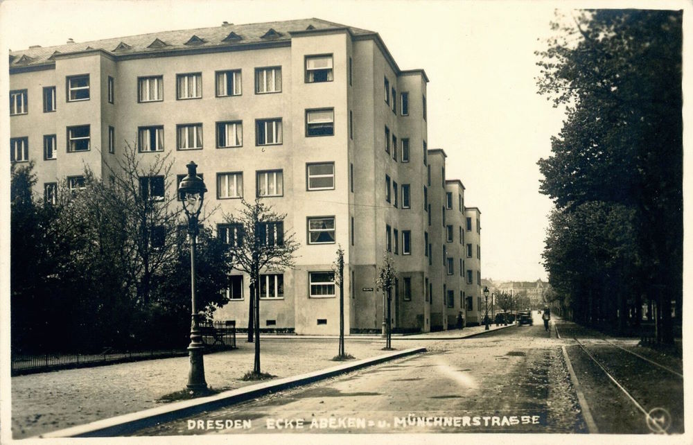 Münchner Straße 27 / Georg-Schumann-Straße (Abekenstraße)