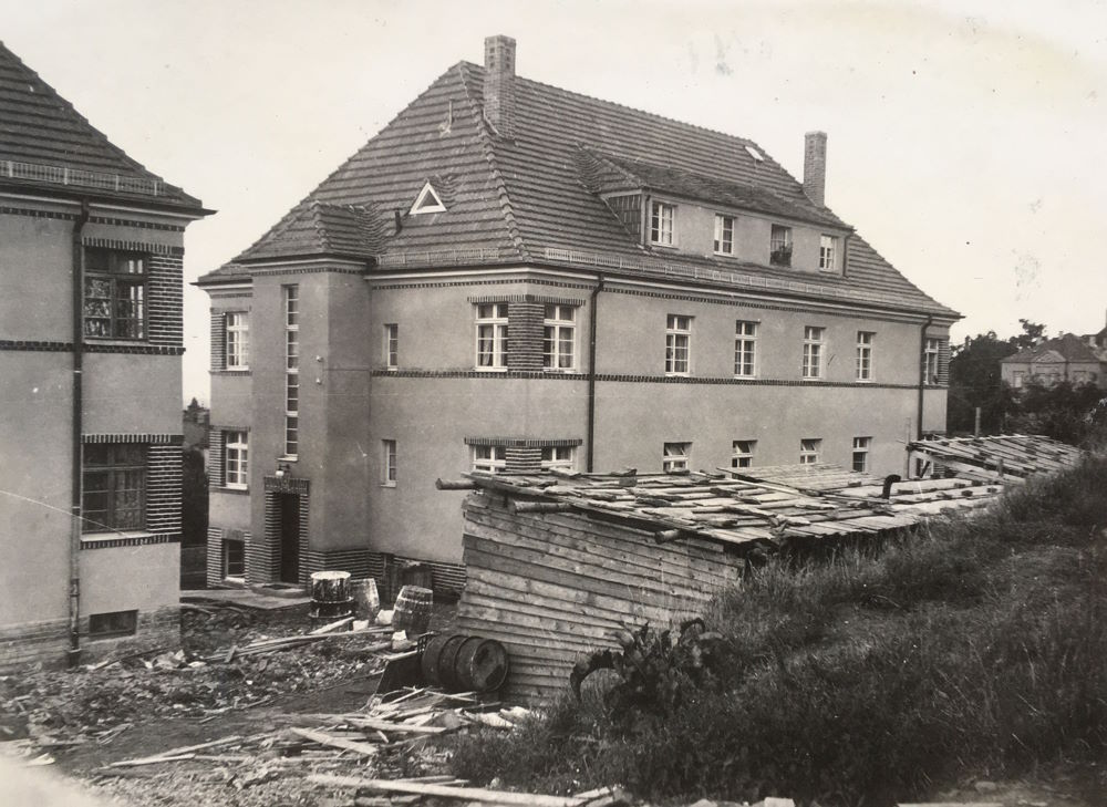 Schopenhauerstraße 6