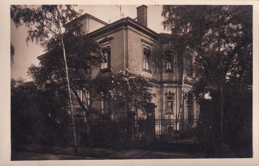 Arndtstraße 6 / Louis-Braille-Straße (Sängerstraße)