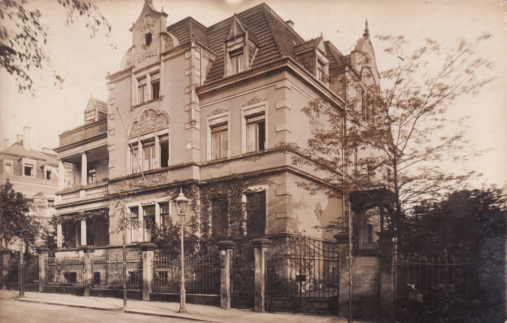 Arndtstraße 12