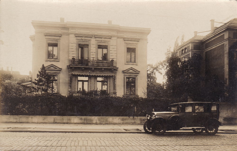 Bautzner Straße 135 (Schillerstraße 45)