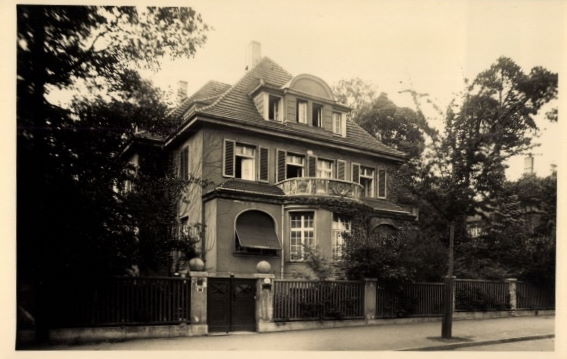 Heideparkstraße 10