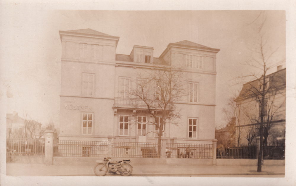 Radeberger Straße 21