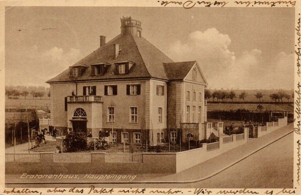 Mommsenstraße 11