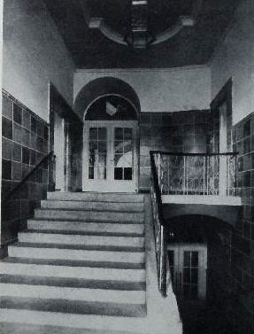 Mommsenstraße 11