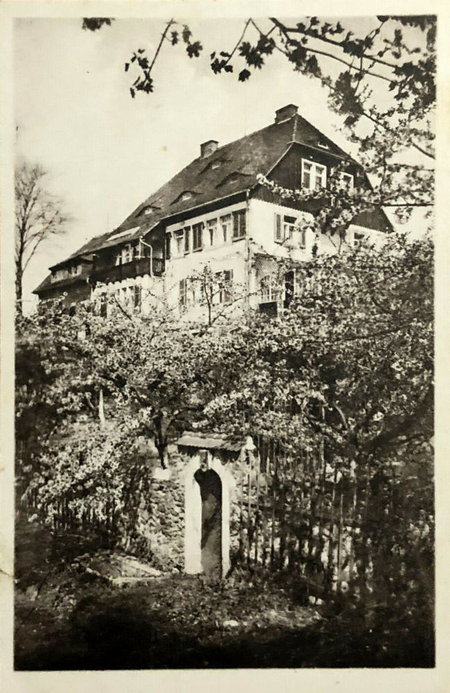 Am Hausberg 3