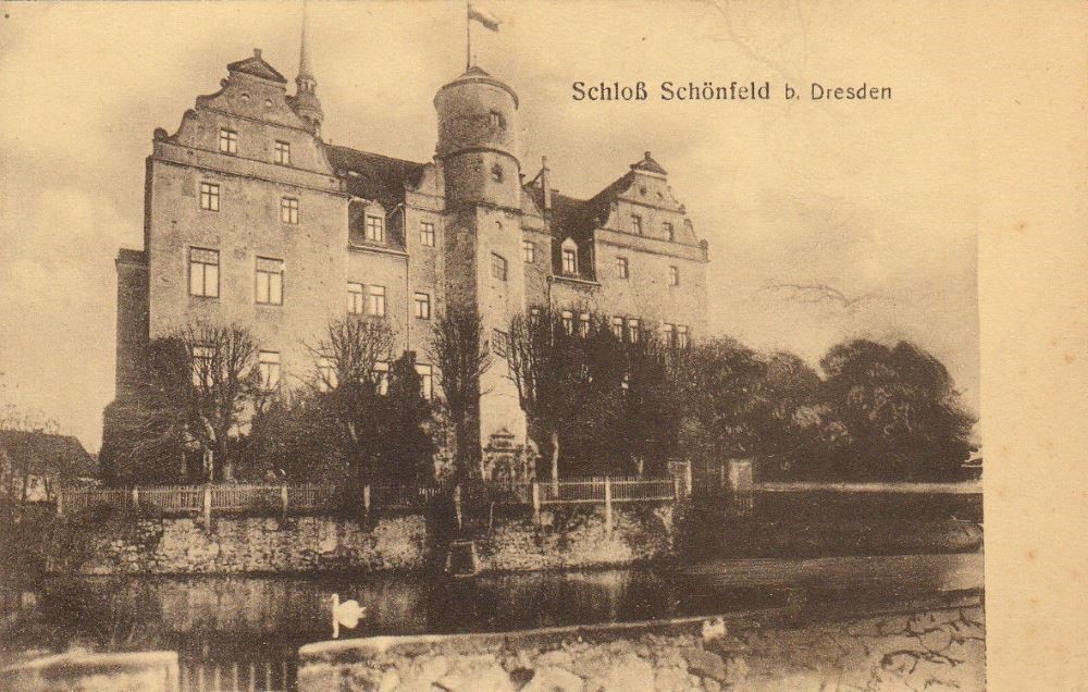 Am Schloß 2