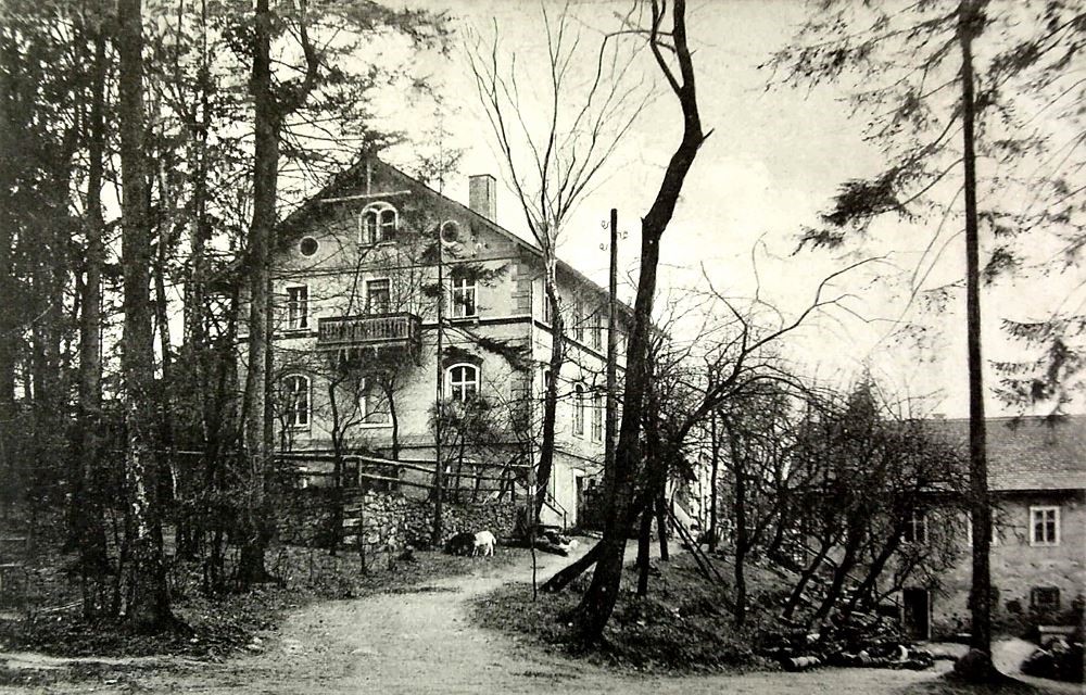 Hochlandstraße 8