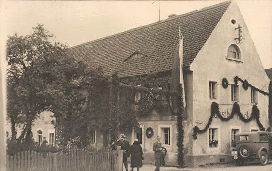 Rockauer Ring 19 (Hauptstraße 26)