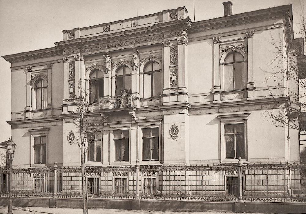 Mary-Wigman-Straße 3